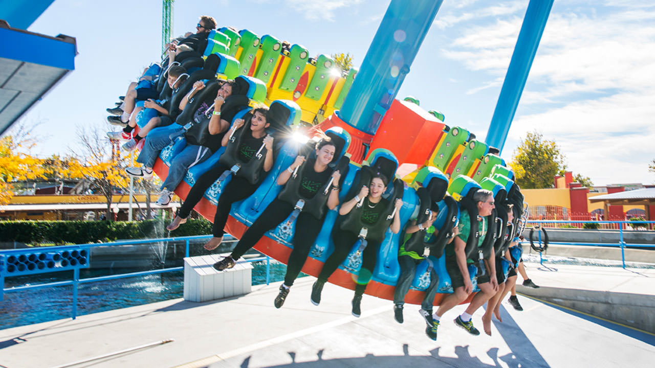 Sidewinder Ride at Cliffs Amusement Park