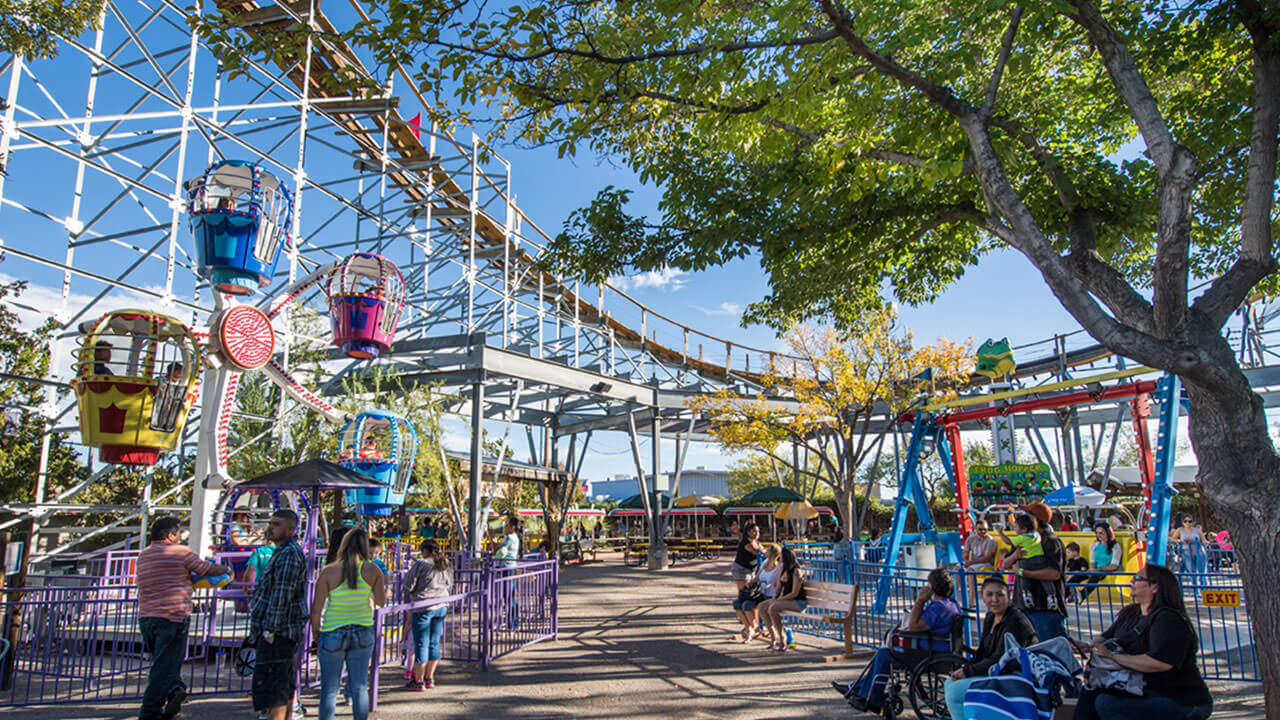 The Balloon Wheel at Cliff's Amusement Park