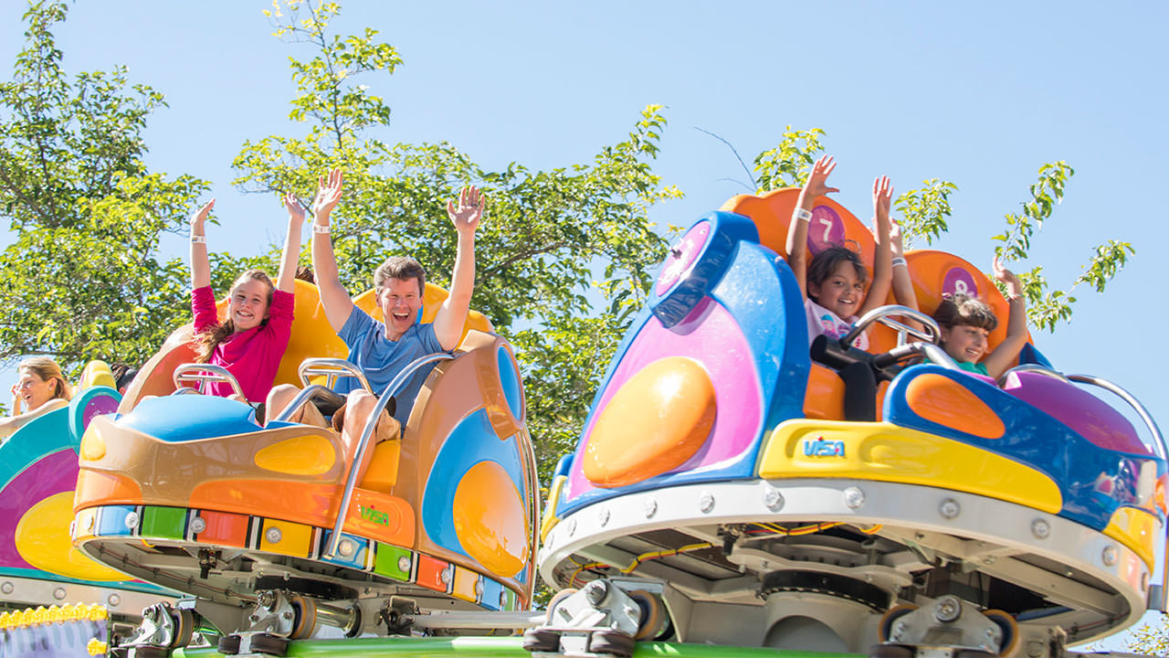 Spin-O-Rama ride at Cliffs Amusement Park