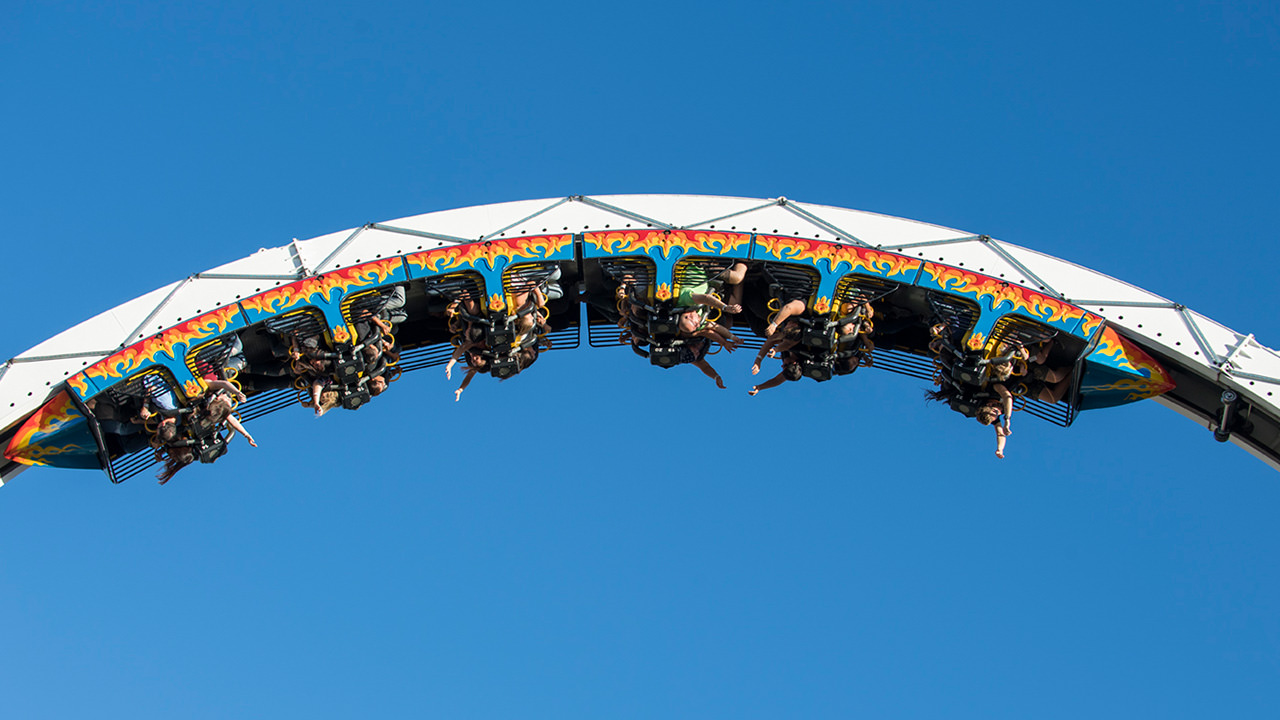 Guests upside down on the Fireball