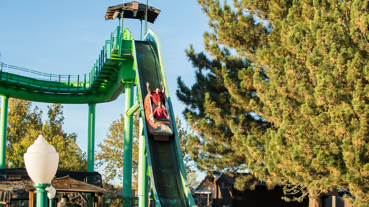 Guests on the Rocky Mountain Rapids log ride