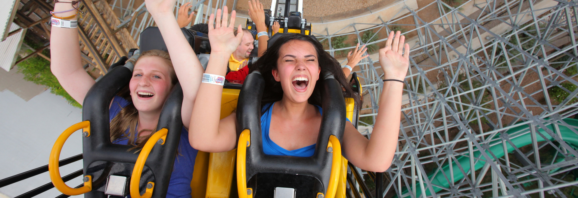 Guests upside down on the Fireball